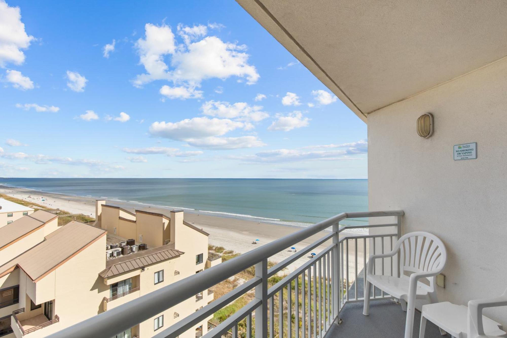 Seaside Resort Atlantic Beach Екстериор снимка
