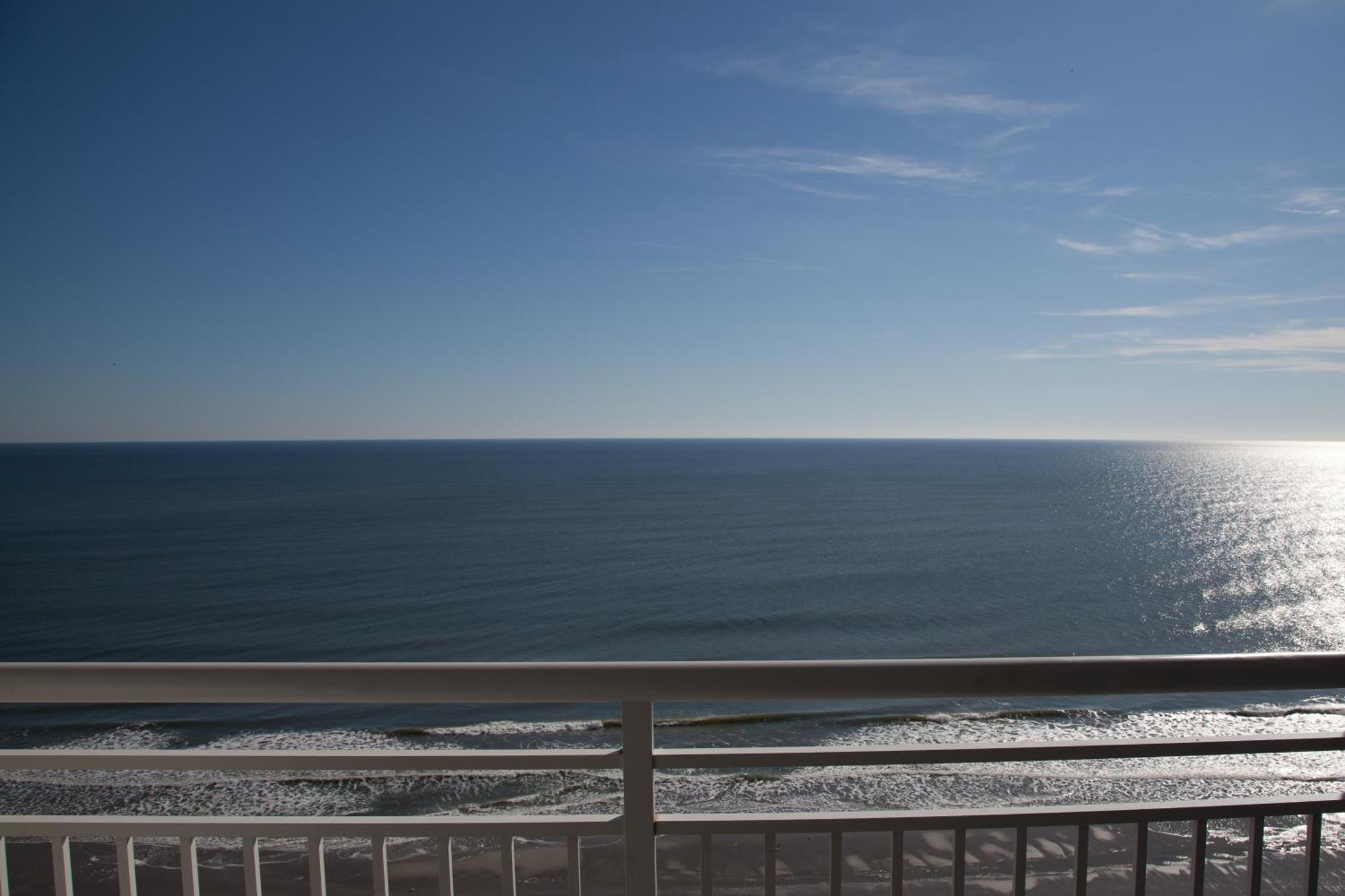 Seaside Resort Atlantic Beach Екстериор снимка